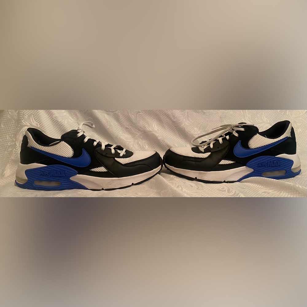 Nike Air Max Sneakers in Black and Blue - Picture 6 of 10